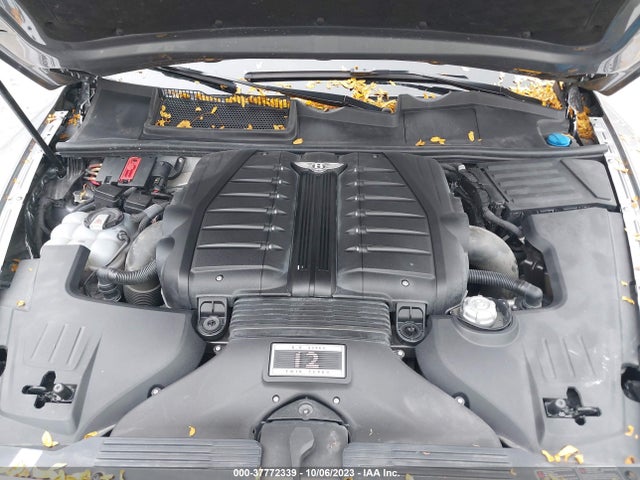 2018 Bentley Bentayga, VIN: SJAAC2ZV8JC019029