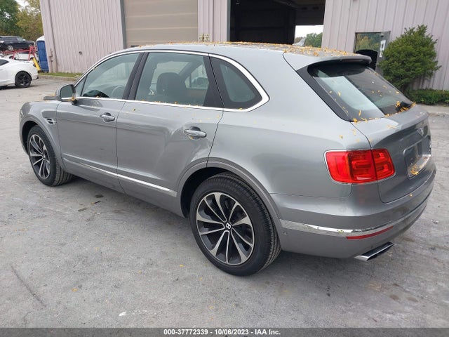 2018 Bentley Bentayga, VIN: SJAAC2ZV8JC019029