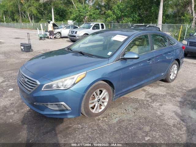 Hyundai Sonata 2.4l Se 2015 5NPE24AF8FH200713 Image 2