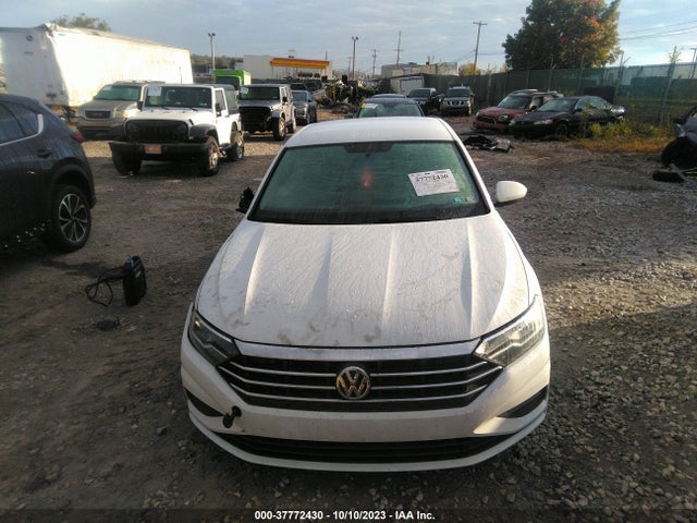 3VWN57BU6LM085702 Volkswagen Jetta S/r-line