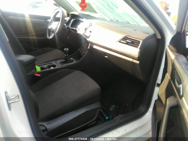 3VWN57BU6LM085702 Volkswagen Jetta S/r-line