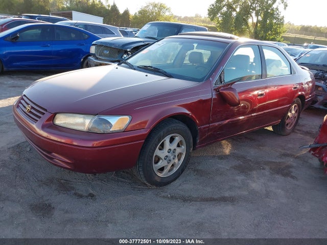 1999 TOYOTA CAMRY LE/XLE VIN: JT2BF28K3X0173927