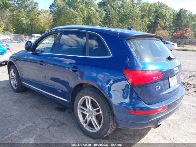 WA1LFAFP7EA098378 Audi Q5 Premium Plus