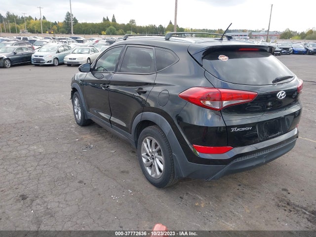 2016 HYUNDAI TUCSON SE VIN: KM8J33A40GU056100