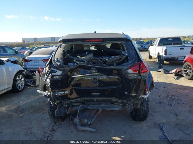2018 NISSAN ROGUE SL VIN: 5N1AT2MV2JC843576