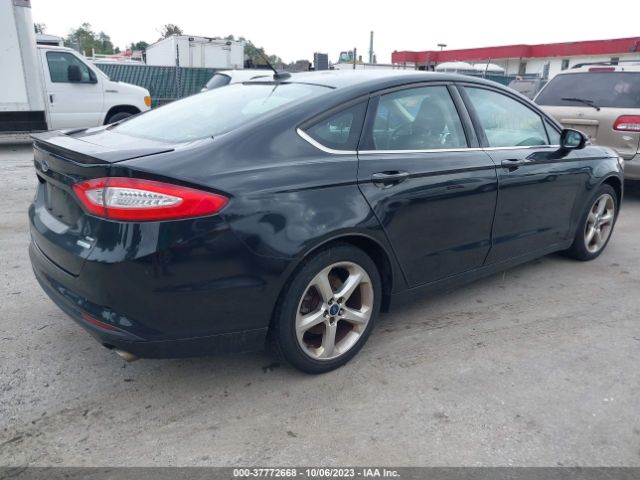 1FA6P0HD3E5372073 Ford FUSION SE