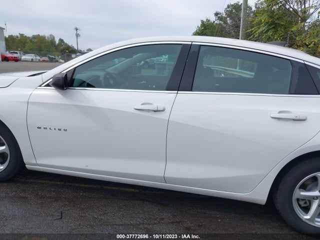 Chevrolet MALIBU LS 2018 1G1ZB5ST2JF265922 Image 14