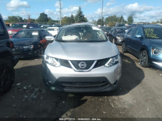 JN1BJ1CR6KW328788 Nissan Rogue Sport Sv