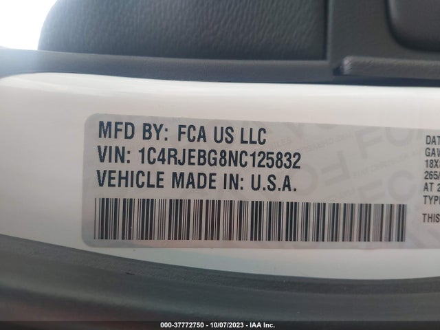 1C4RJEBG8NC125832 Jeep Grand Cherokee Wk Limited