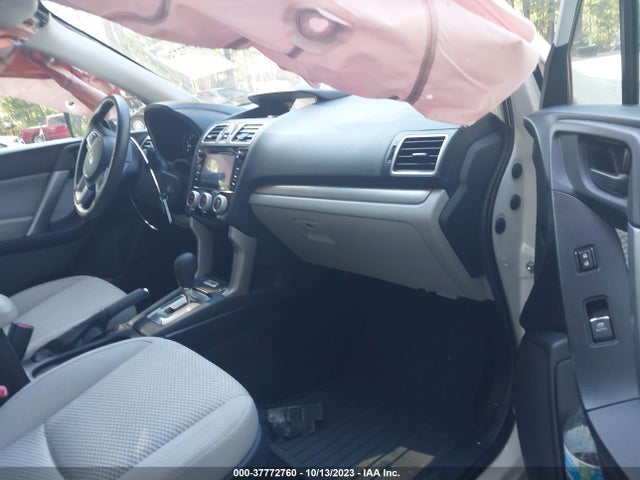 2018 SUBARU FORESTER 2.5I PREMIUM VIN: JF2SJAGC0JH562660