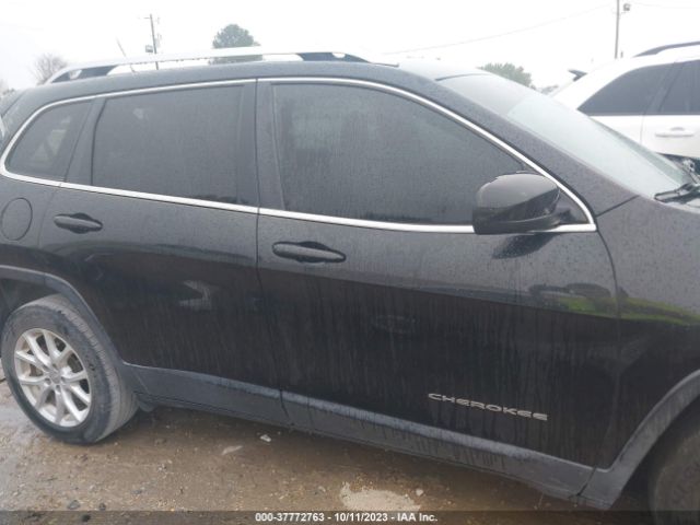 1C4PJLCB3FW782973 Jeep Cherokee Latitude