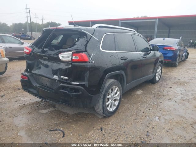 1C4PJLCB3FW782973 Jeep Cherokee Latitude