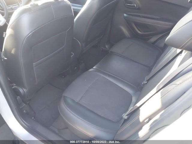 37772910 :رقم المزاد ، KL7CJLSB6JB676868 vin ، 2018 Chevrolet Trax Lt مزاد بيع