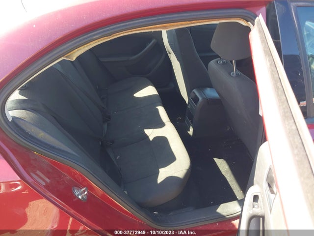 3VW267AJ9GM408895 Volkswagen Jetta Sedan 1.4t S