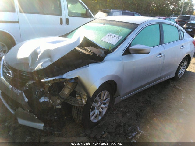 Nissan Altima 2.5 S 2018 1N4AL3AP9JC120622 Image 2