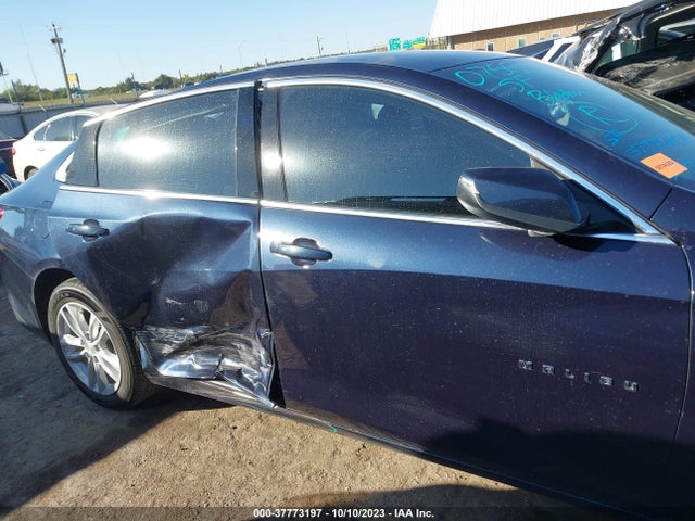 Chevrolet MALIBU LT 2016 1G1ZE5ST8GF190126 Image 13