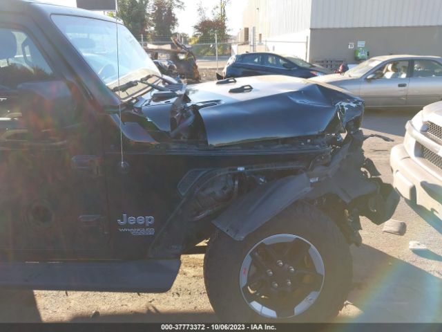 1C4HJXDG5JW133450 Jeep Wrangler Unlimited Sport S