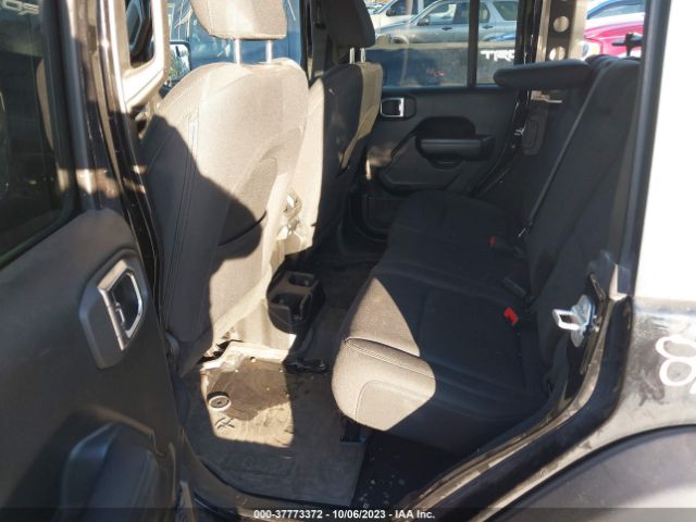 1C4HJXDG5JW133450 Jeep Wrangler Unlimited Sport S