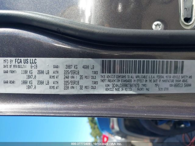 3C4NJDBB8KT807073 Jeep Compass Altitude