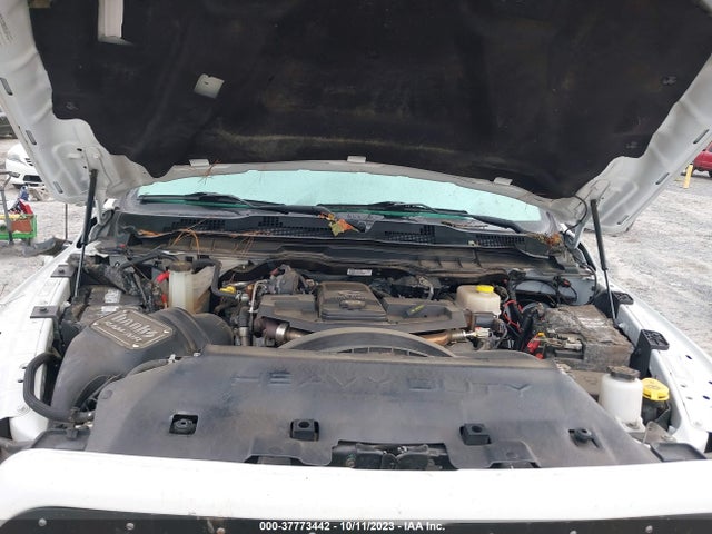 3C6UR5DL5HG675902 RAM 2500 Slt