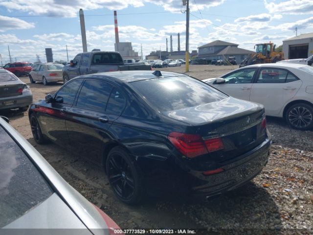 2013 BMW 7 SERIES WBAYF8C51DD140223 Photo 2