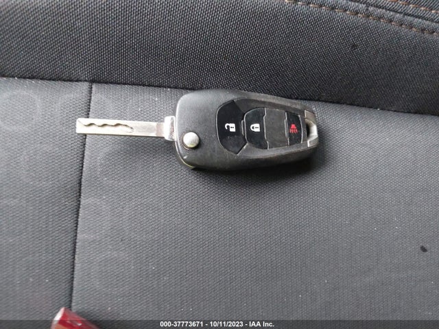 Chevrolet TRAX LS 2019 3GNCJKSB0KL386467 Image 11