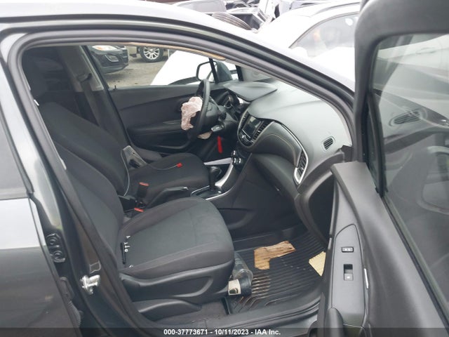 Chevrolet TRAX LS 2019 3GNCJKSB0KL386467 Image 5