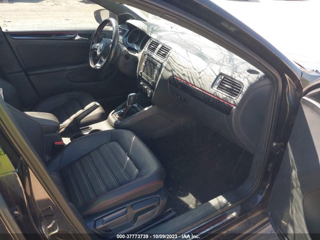 3VW4T7AJ2GM296118 Volkswagen Jetta Sedan 2.0t Gli Se