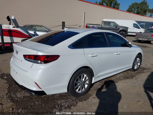 Hyundai SONATA SE 2019 5NPE24AF0KH754547 Image 4