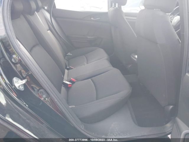 SHHFK7H25JU422138 Honda Civic Hatchback Lx
