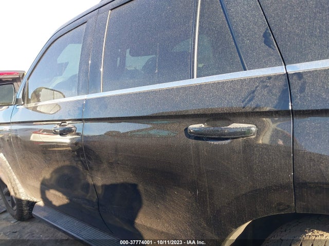 Ford Expedition Xlt 2018 1FMJU1JTXJEA00871 Image 13