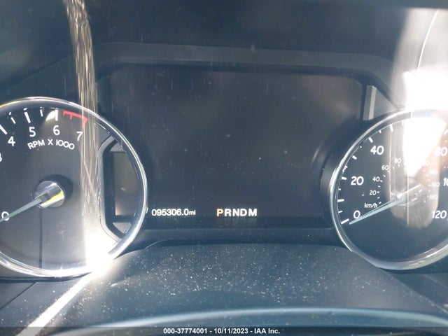 Ford Expedition Xlt 2018 1FMJU1JTXJEA00871 Image 14