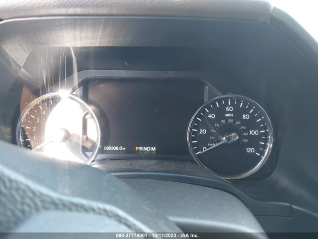 Ford Expedition Xlt 2018 1FMJU1JTXJEA00871 Image 7
