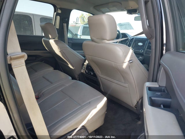 Ford Expedition Xlt 2018 1FMJU1JTXJEA00871 Image 8