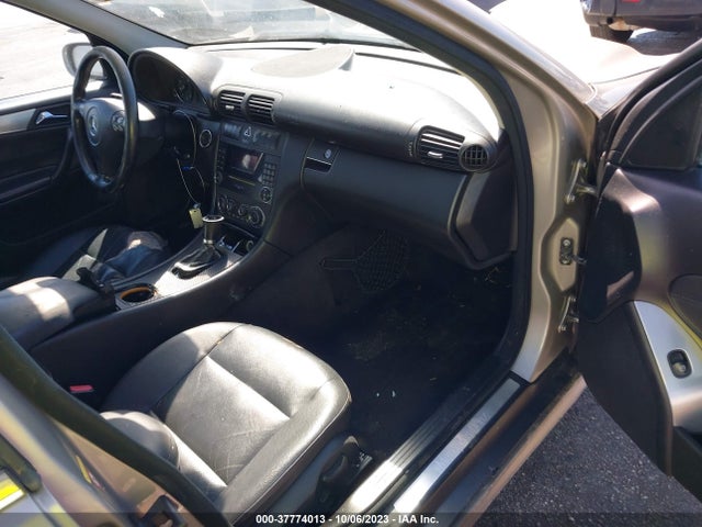 2005 MERCEDES-BENZ C-CLASS 1.8L VIN: WDBRF40J95F576601
