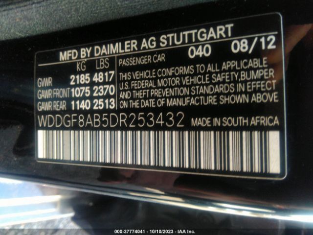 2013 MERCEDES-BENZ C-CLASS WDDGF8AB5DR253432 Photo 8