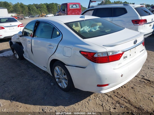 JTHBW1GG9F2099929 Lexus Es 300h Hybrid