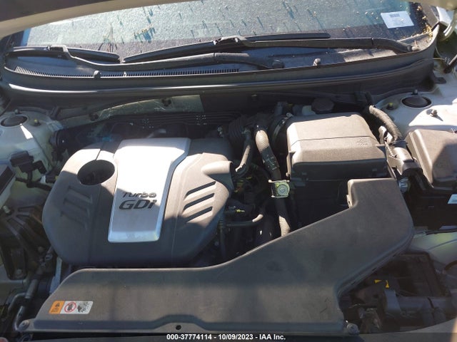 Hyundai SONATA ECO 2015 5NPE24AA8FH148553 Image 10