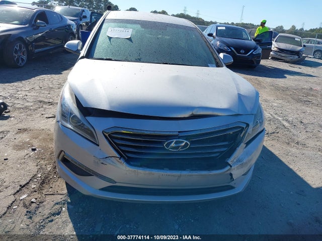Hyundai SONATA ECO 2015 5NPE24AA8FH148553 Image 12