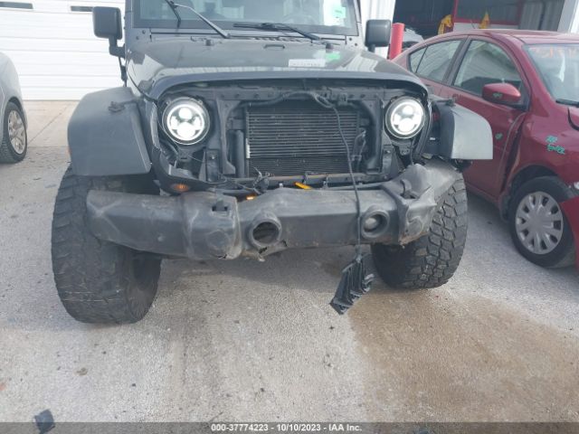 1C4BJWDGXGL234994 Jeep Wrangler Unlimited Sport