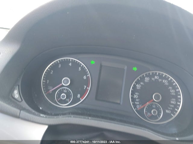 1VWAT7A32FC097848 Volkswagen Passat 1.8t Limited Edition