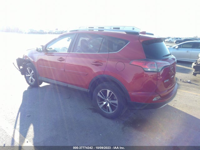 Toyota Rav4 Xle 2017 JTMRFREV9HJ164996 Image 3