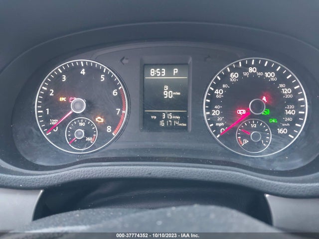 1VWAT7A3XFC096222 Volkswagen Passat 1.8t Wolfsburg Ed