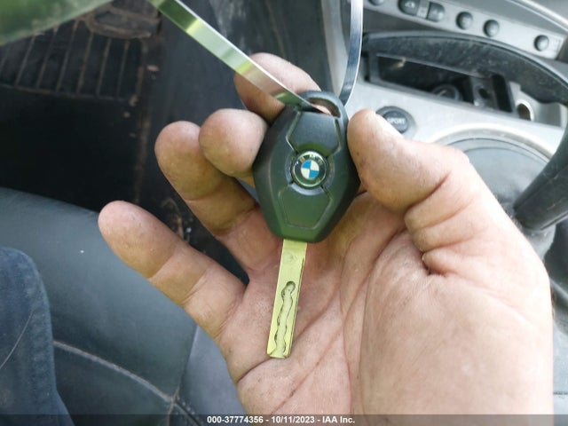 2003 BMW Z4 2.5I VIN: 4USBT33493LR60883