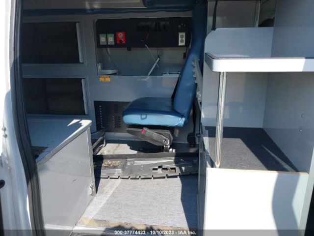 1FDSS3EL8EDA77525 Ford Econoline Cargo Van Commercial/recreational