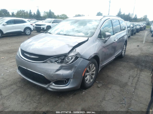 2C4RC1BG8HR538851 Chrysler Pacifica Touring-l