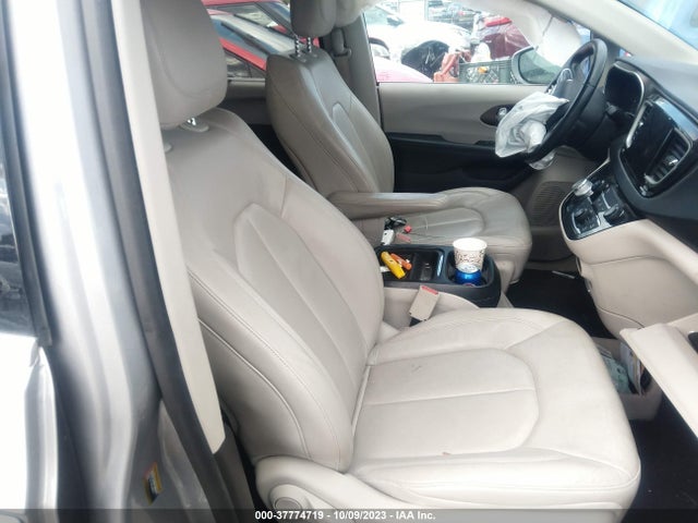 2C4RC1BG8HR538851 Chrysler Pacifica Touring-l