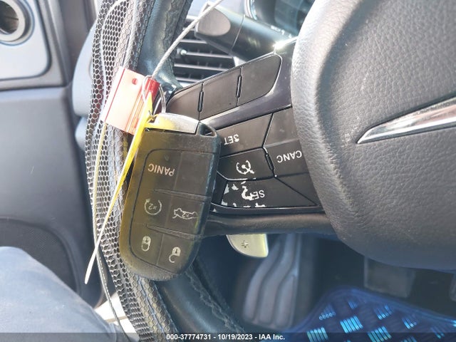 Chrysler 200 S 2015 1C3CCCBB3FN696678 Image 11