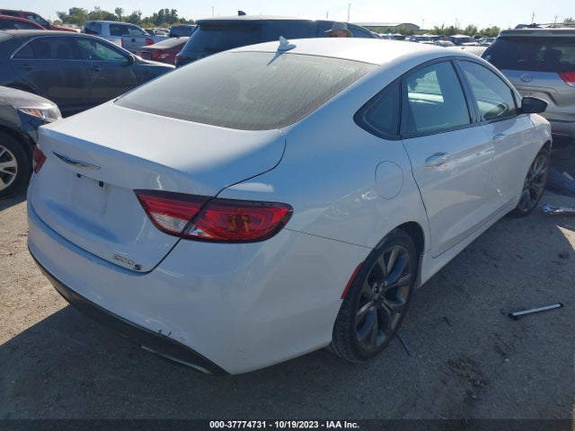 Chrysler 200 S 2015 1C3CCCBB3FN696678 Image 4