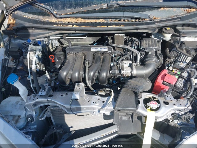 Honda FIT LX 2018 3HGGK5H49JM732592 Image 10
